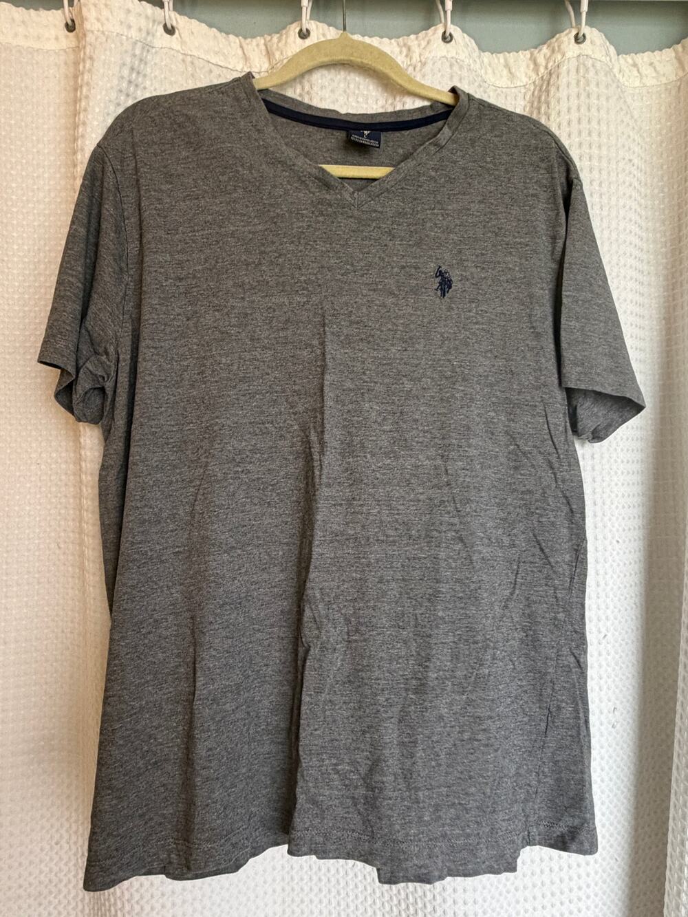 U.S. Polo Assn. Men’s Large Gray V-Neck T-Shirt Embroidered Logo